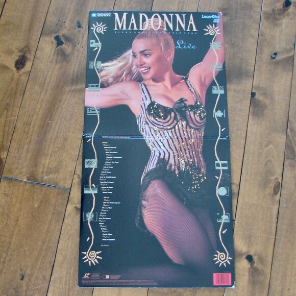 Madonna Blond Ambition World Tour Live Laserdisc 1990 Excellent!!! - Picture 4 of 12